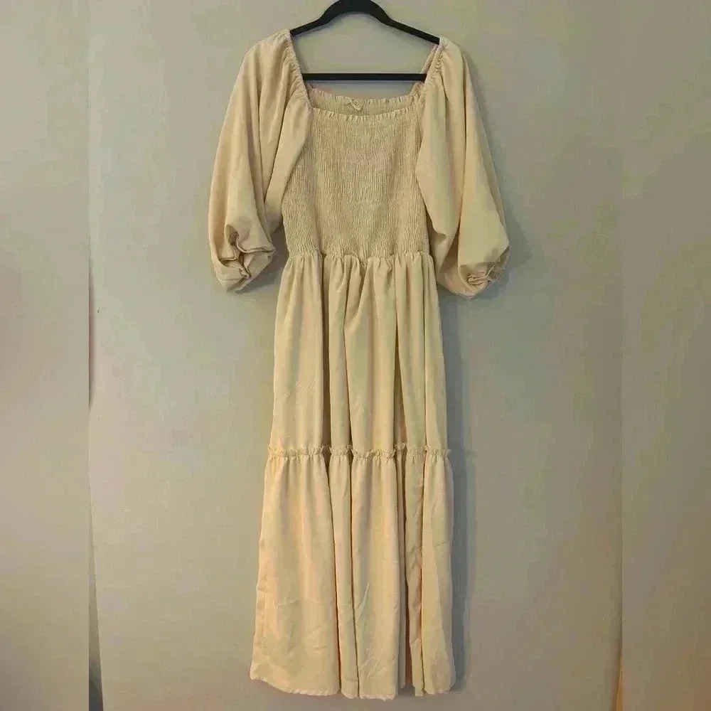 Leia & Co cream tiered dress size L
